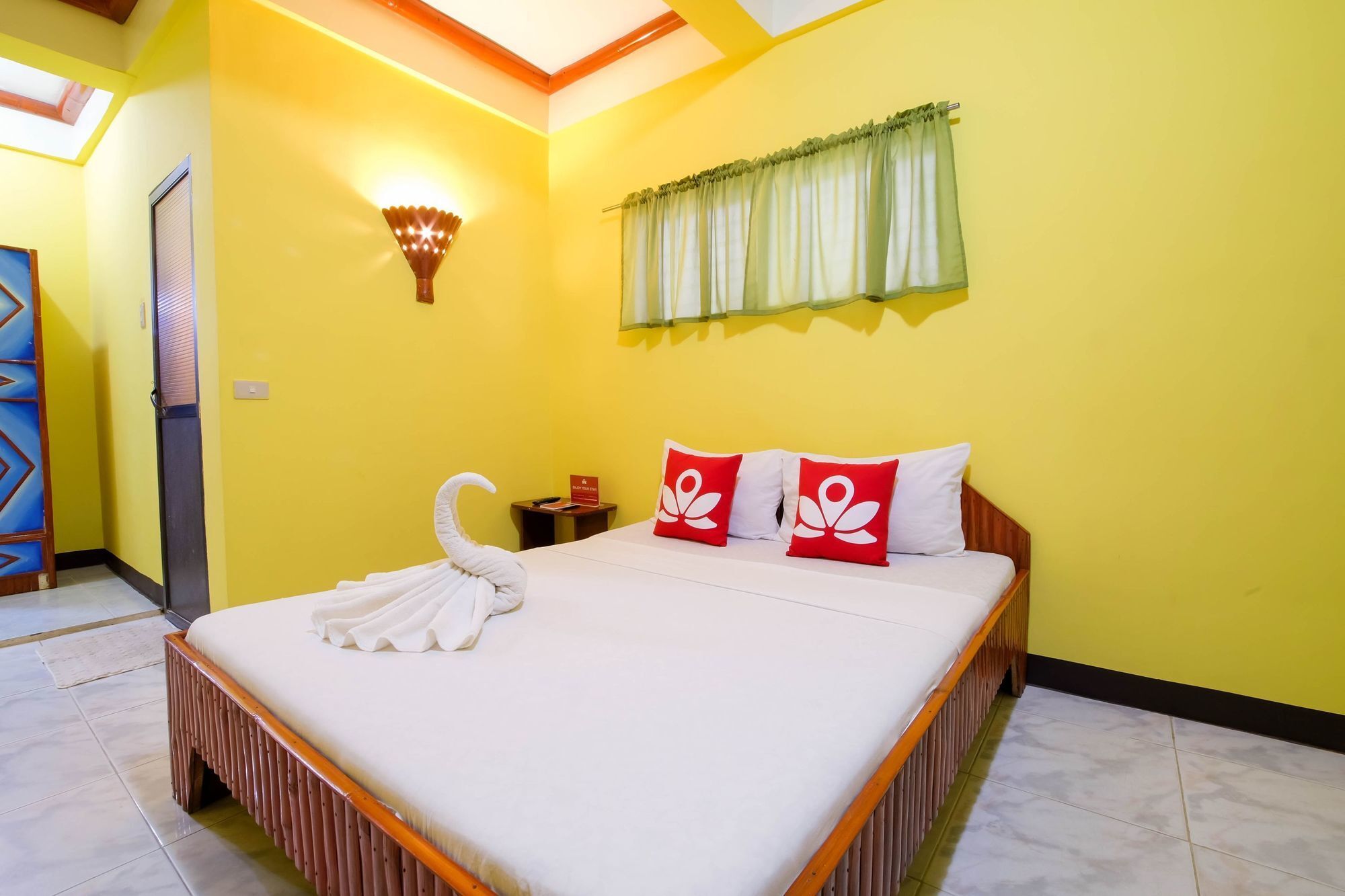 Zen Rooms White Beach Puerto Galera Eksteriør bilde
